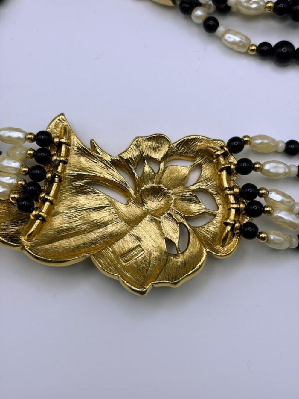 Vintage Trifari Butterfly Necklace Brooch Earrings Set Black Enamel Faux Pearl - Picture 6 of 7